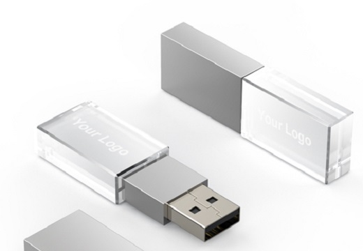 Je eigen USB-stick met logo en doosje laten maken als relatiegeschenk