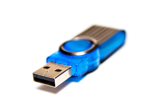 Waarom is een 128GB USB-stick deze zomer onmisbaar? | USB-stick bedrukken